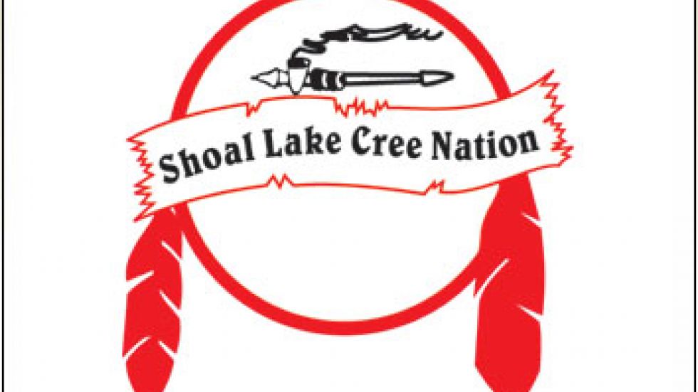 Shoal Lake Cree Nation waiting for highway to open before lifting state of emergency