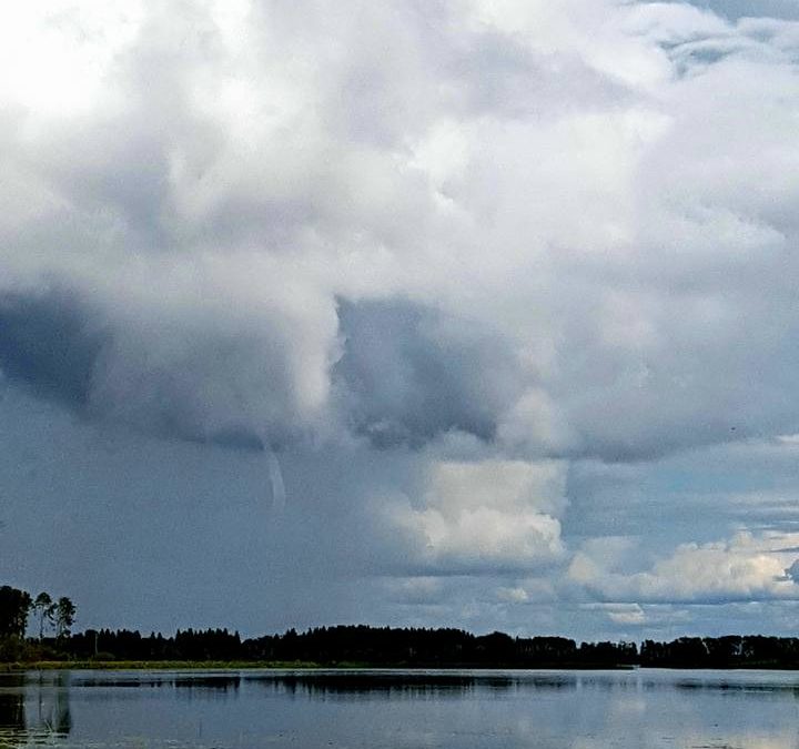 Funnel clouds seen in La Ronge during weather advisory