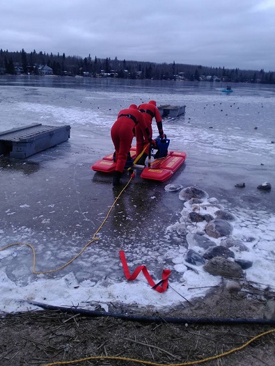 Ice rescue on Emma Lake acts as warning of risks of thin ice