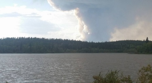 All hands on deck for northeast wildfires as Birch Portage evacuates, Pelican Narrows on watch