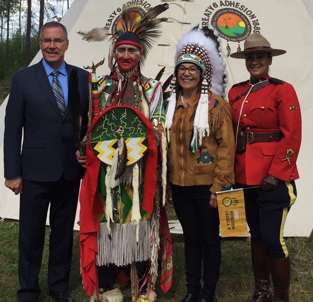 Celebrants withstand rain to honour 130th anniversary of Treaty 6 ...