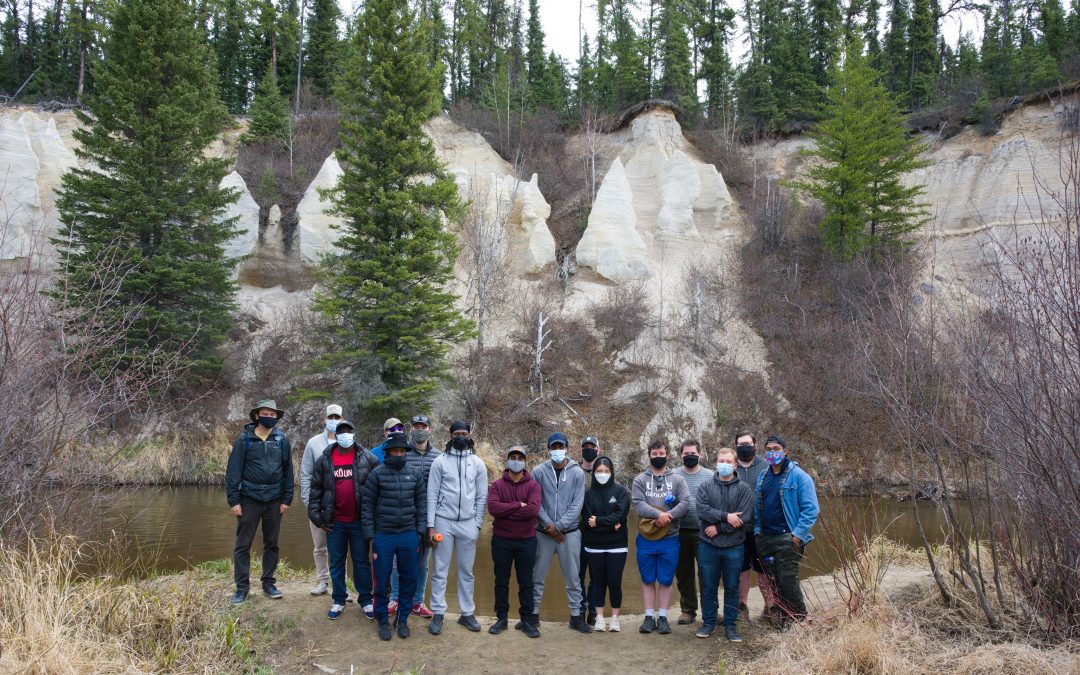 Geology students come to La Ronge for field course