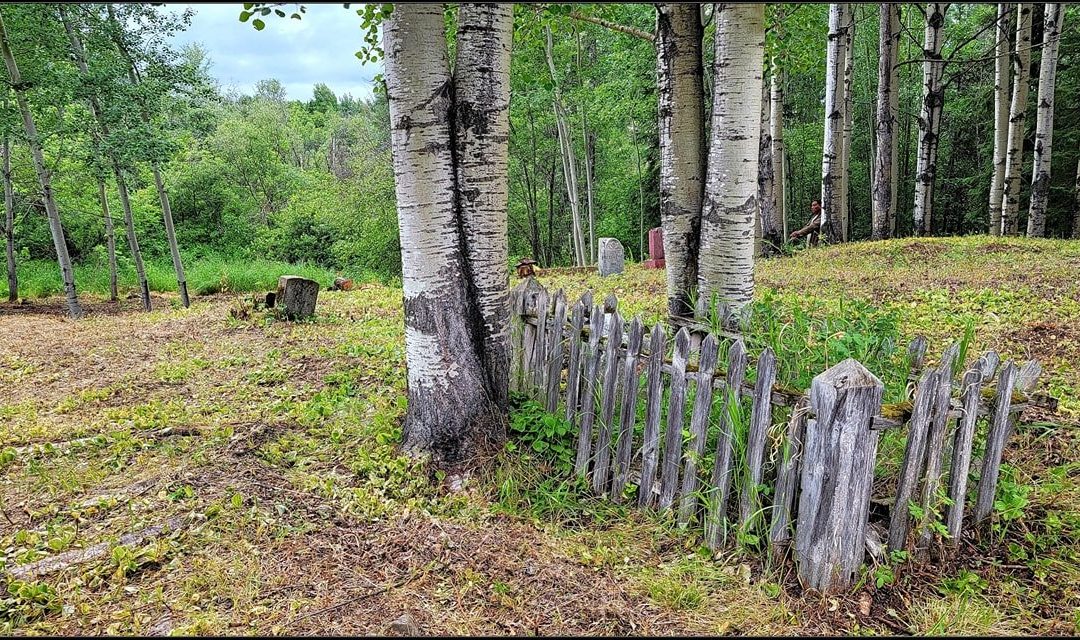 Lac La Ronge Indian Band to search old cemetery for unmarked graves