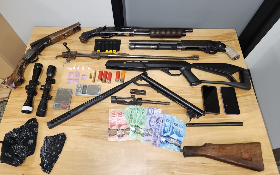 Eight people arrested in Pelican Narrows on drugs and weapons offenses