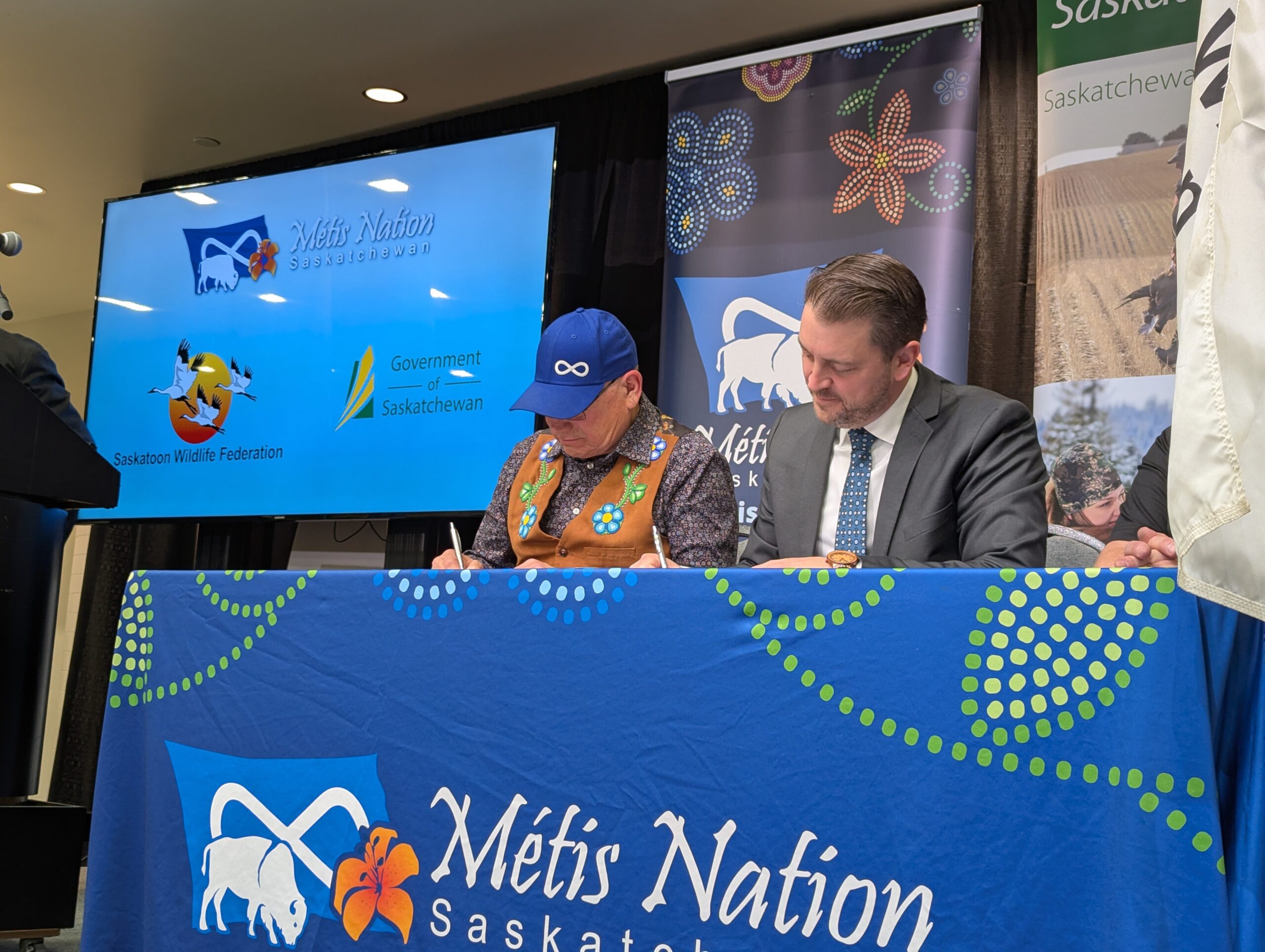 Metis Nation-Saskatchewan signs MOUs on firearms safety